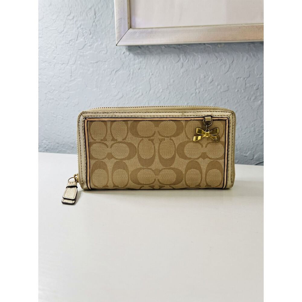 COACH Signature Zip Around Wallet Travel Wristlet Khaki Tan